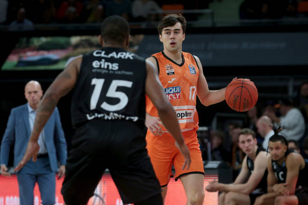 但也伴随着 但也伴随着