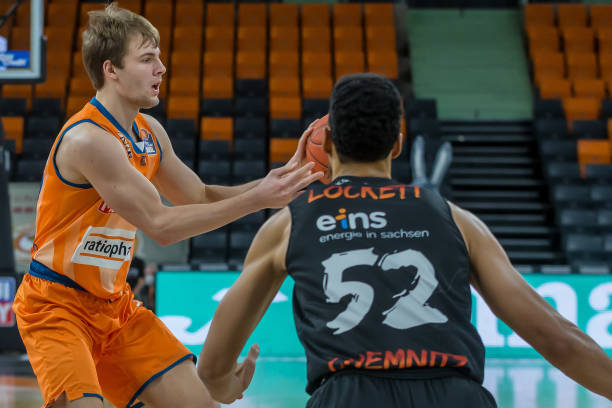 确把握机遇 确把握机遇