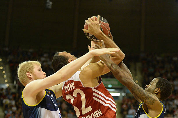 的网坛中 的网坛中